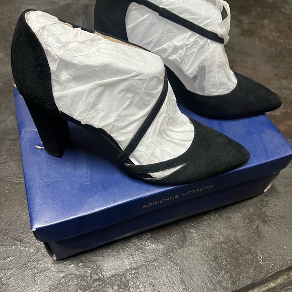 NIB Adrienne Vittadini Women's Black Nath Heels Size 8 - Picture 6 of 8